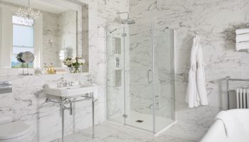 Bathen House Bathroom