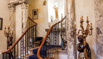 grosvenor villa stair case