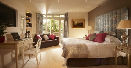 windsor townhouse double with private