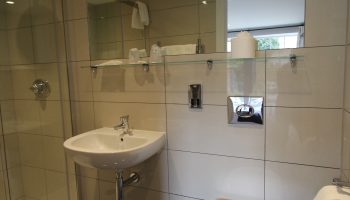 edgar bathroom small 2