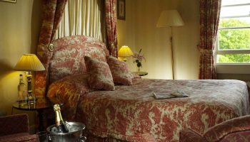 windsor townhouse bedroom